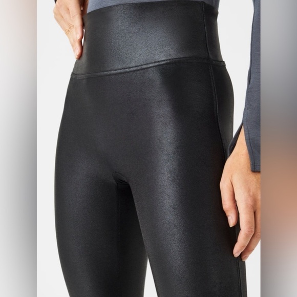 Spanx Faux Leather Black Leggings Size 1X - Picture 3 of 6
